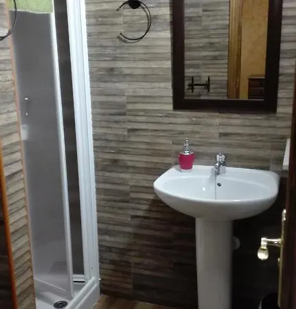 Pensión Hostal La Aldaba 2*