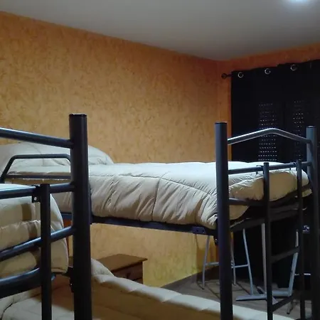Hostal La Aldaba 2*