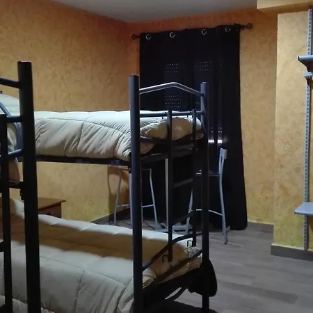 Hostal La Aldaba Pensión Montearagon
