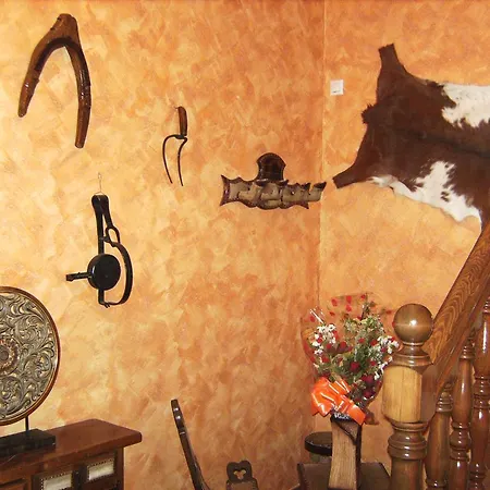 Hostal La Aldaba 2* Montearagon